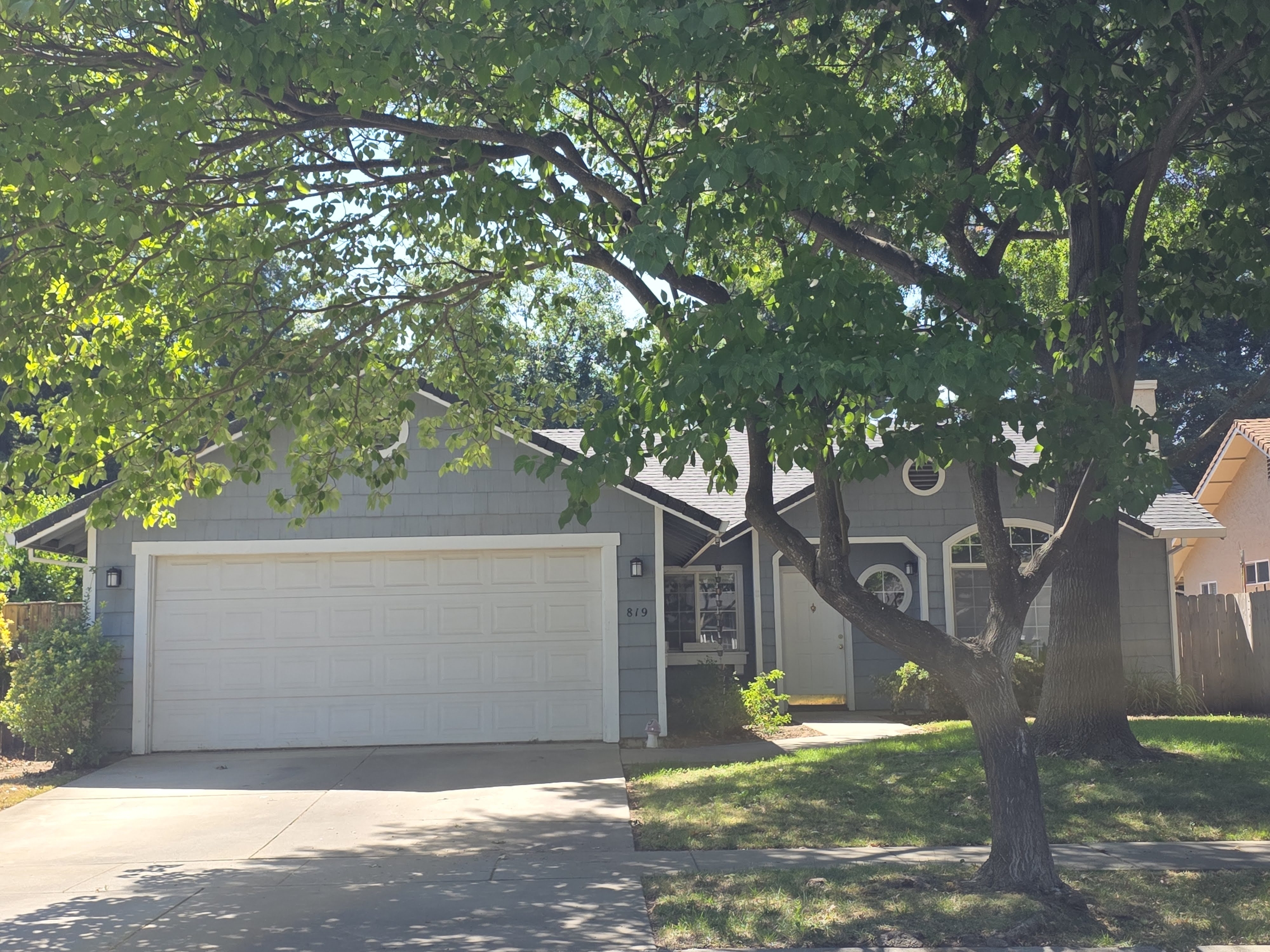 819 Black Walnut Way